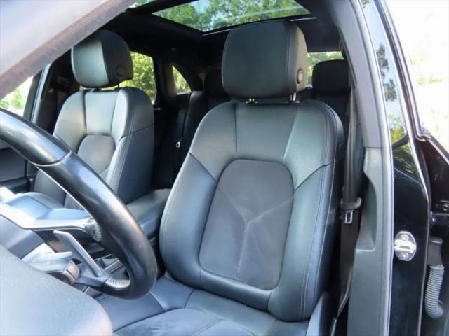2017 Porsche Macan Sport Utility 4D