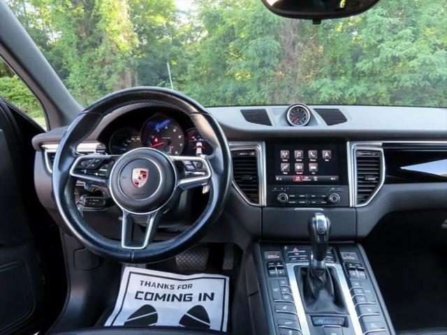 2017 Porsche Macan Sport Utility 4D
