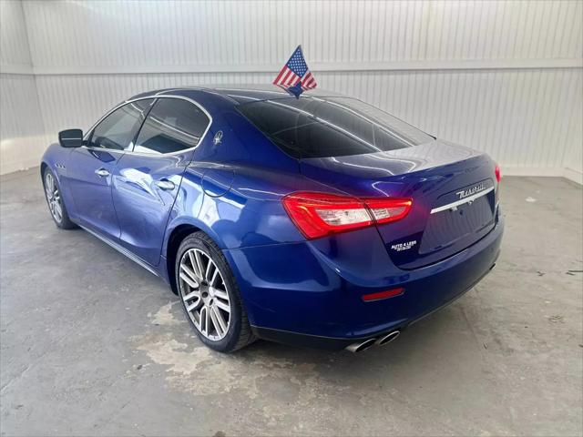 2015 Maserati Ghibli Standard
