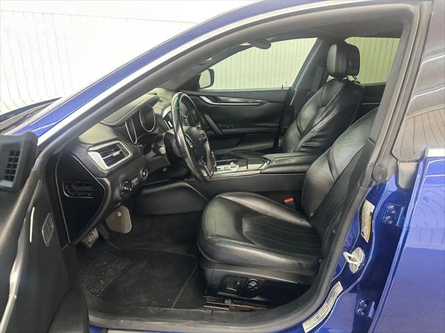 2015 Maserati Ghibli Standard