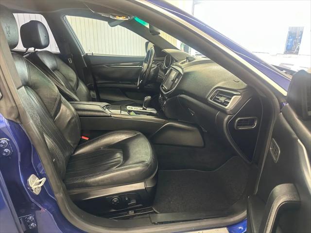 2015 Maserati Ghibli Standard