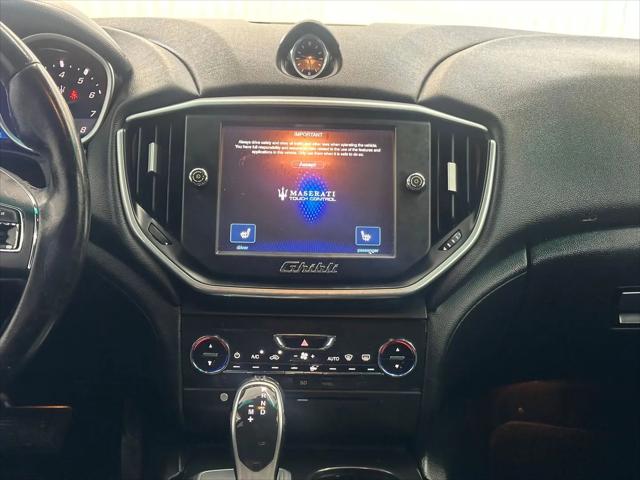 2015 Maserati Ghibli Standard