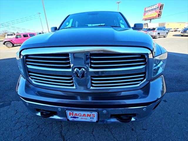 2017 RAM 1500 Big Horn Crew Cab 4x4 57 Box