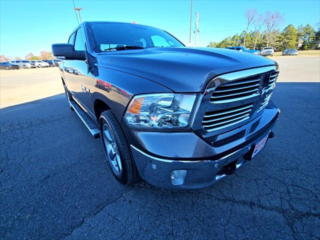 2017 RAM 1500 Big Horn Crew Cab 4x4 57 Box