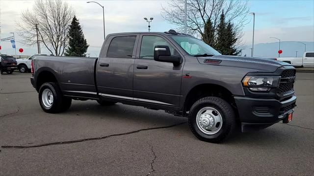 2024 RAM 3500 Tradesman Crew Cab 4x4 8 Box