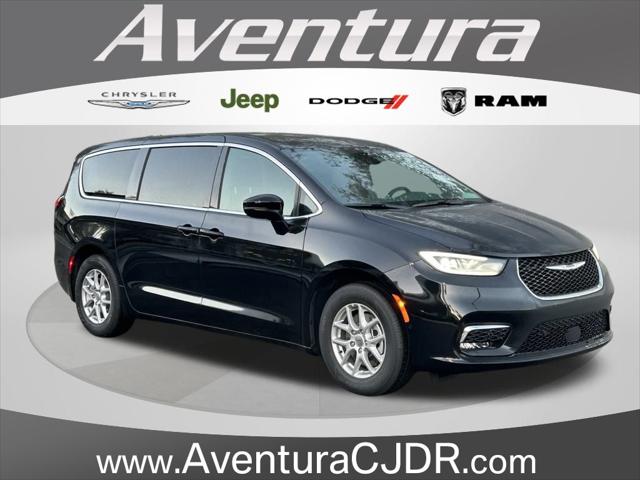 2025 Chrysler Pacifica PACIFICA SELECT