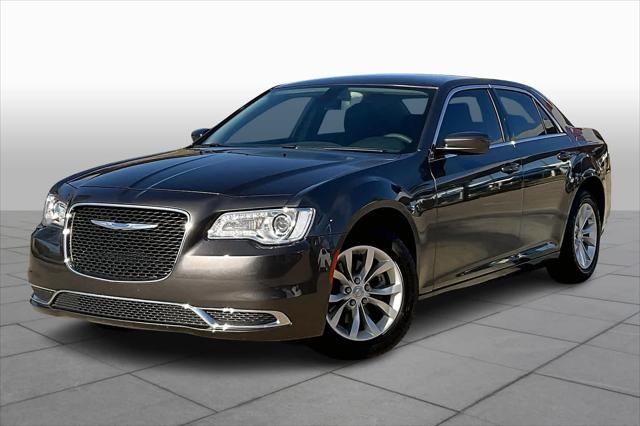 2023 Chrysler 300 Touring