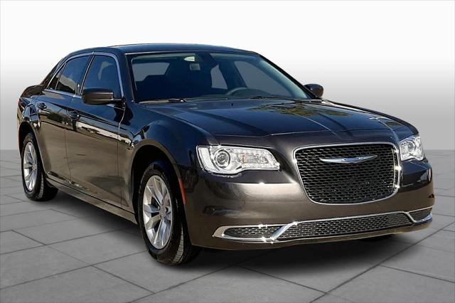 2023 Chrysler 300 Touring