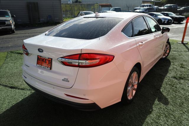 2020 Ford Fusion Hybrid SE