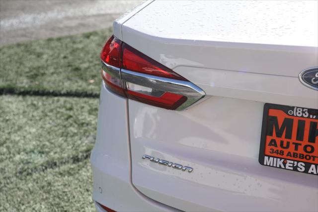 2020 Ford Fusion Hybrid SE