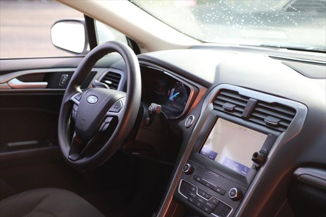 2020 Ford Fusion Hybrid SE