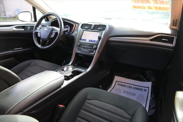 2020 Ford Fusion Hybrid SE