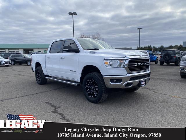 2020 RAM 1500 Big Horn Crew Cab 4x4 57 Box