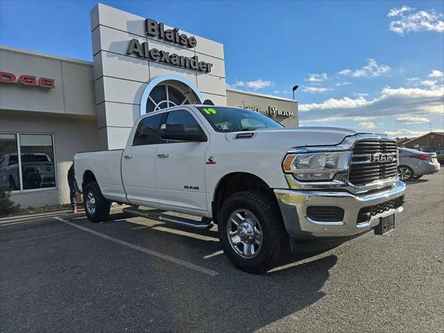 2019 RAM 3500 Big Horn Crew Cab 4x4 8 Box