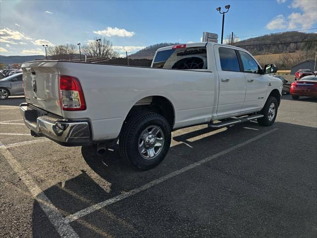 2019 RAM 3500 Big Horn Crew Cab 4x4 8 Box