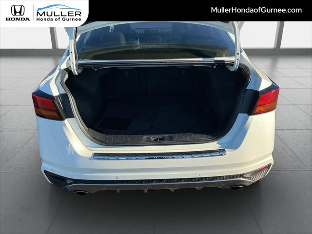 2022 Nissan Altima SR VC-Turbo FWD