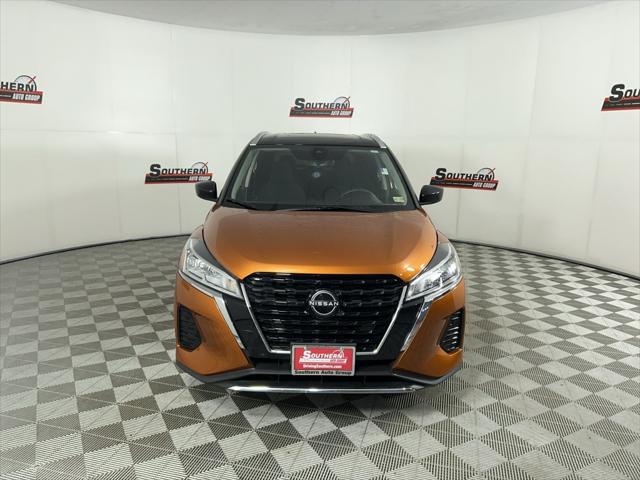 2022 Nissan Kicks SV Xtronic CVT