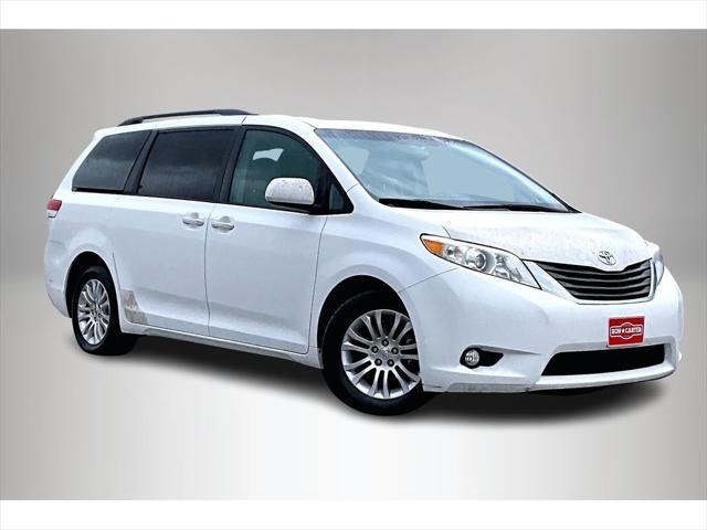 2011 Toyota Sienna XLE V6