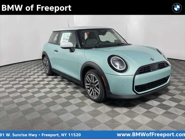 2025 MINI Hardtop