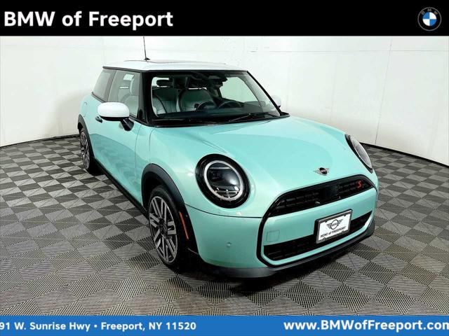 2025 MINI Hardtop