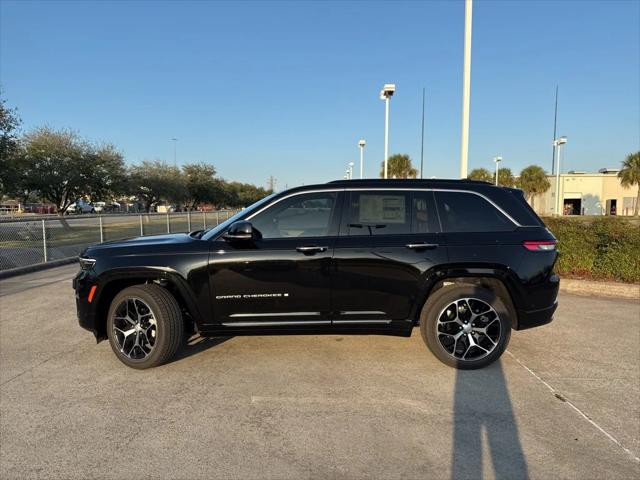 2025 Jeep Grand Cherokee GRAND CHEROKEE SUMMIT RESERVE 4X4