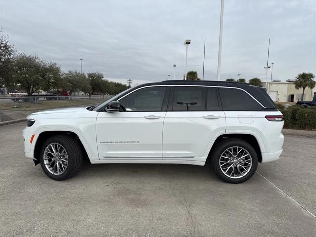 2025 Jeep Grand Cherokee GRAND CHEROKEE SUMMIT 4X4