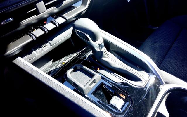 2024 Chevrolet Colorado 2WD LT