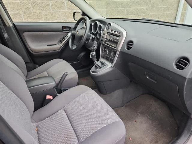 Used 2005 Pontiac Vibe For Sale in Wilmington, OH