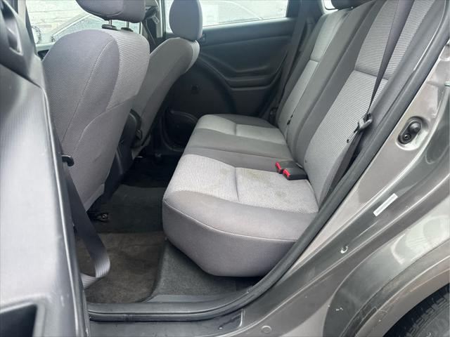 Used 2005 Pontiac Vibe For Sale in Wilmington, OH