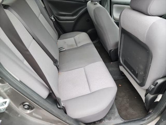 Used 2005 Pontiac Vibe For Sale in Wilmington, OH