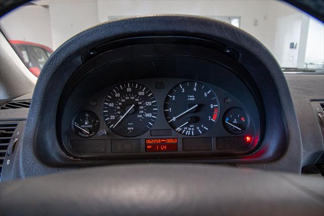 2002 BMW X5 3.0i