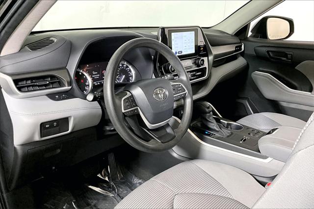 Used 2023 Toyota Highlander For Sale in Olive Branch, MS