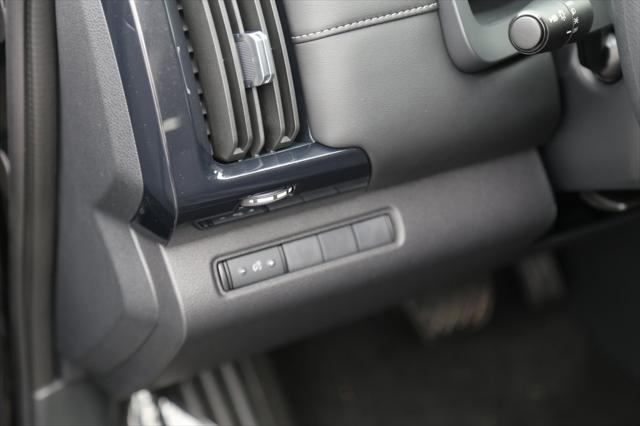 2025 Nissan Pathfinder S 4WD