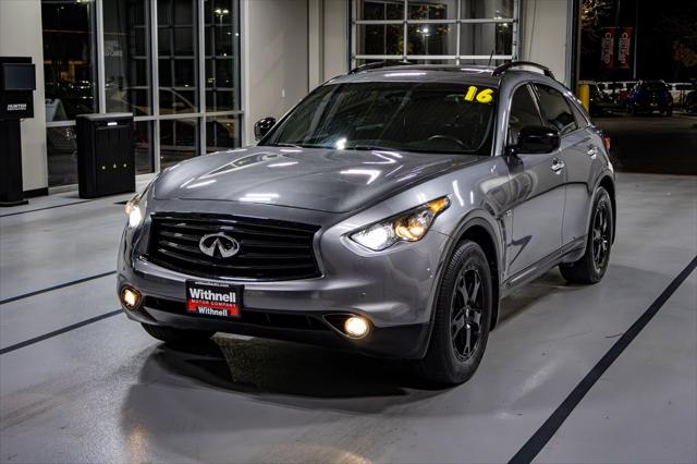 2016 Infiniti QX70