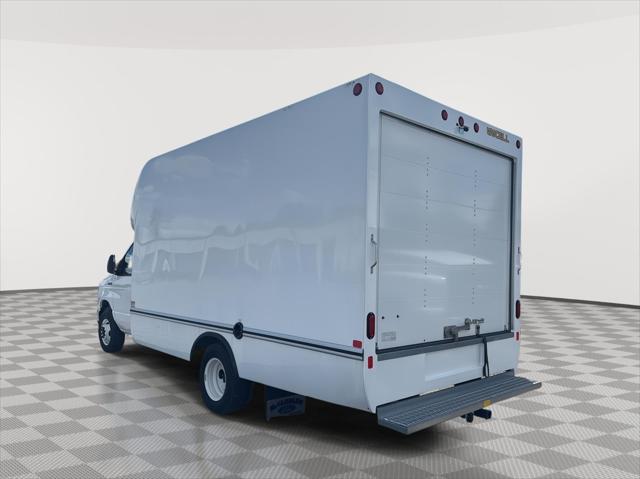 2025 Ford E-350 Cutaway Base