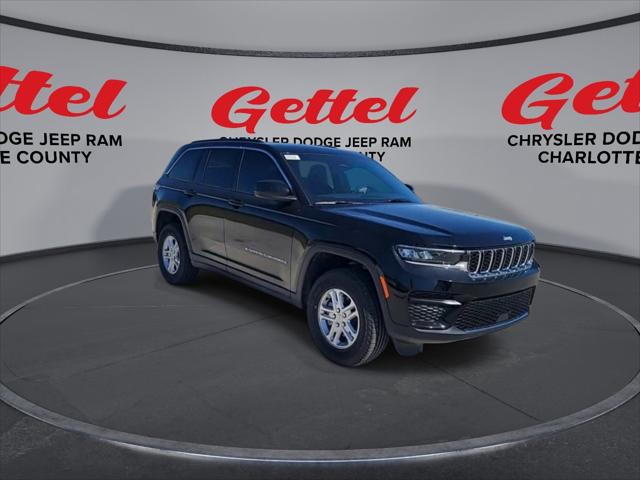 2025 Jeep Grand Cherokee GRAND CHEROKEE LAREDO 4X2