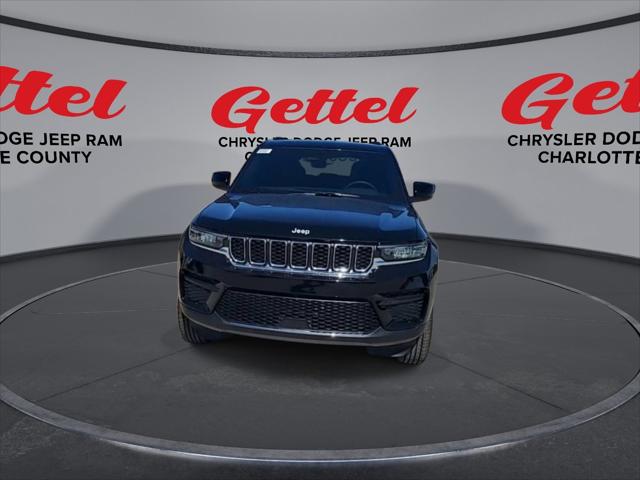 2025 Jeep Grand Cherokee GRAND CHEROKEE LAREDO 4X2