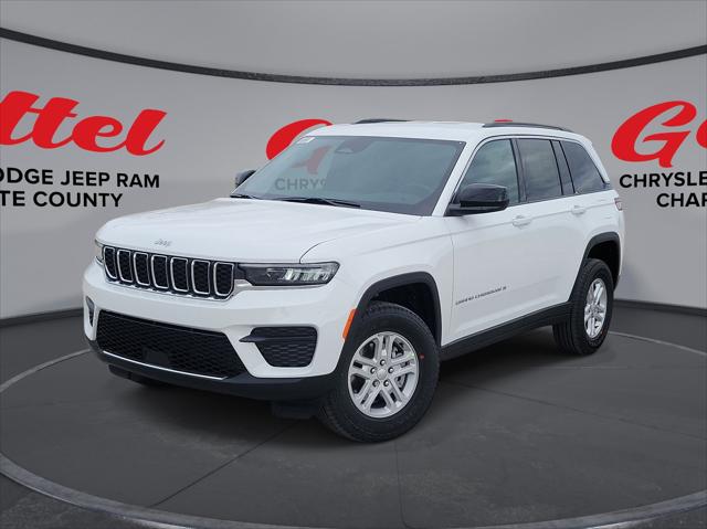 2025 Jeep Grand Cherokee GRAND CHEROKEE LAREDO 4X2