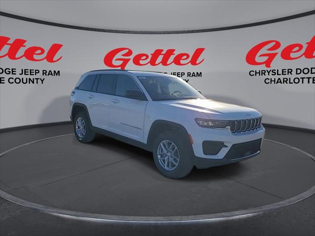 2025 Jeep Grand Cherokee GRAND CHEROKEE LAREDO X 4X4