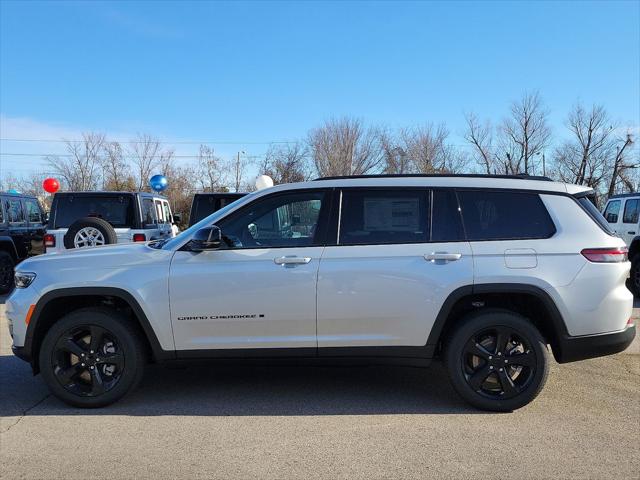 2025 Jeep Grand Cherokee GRAND CHEROKEE L LIMITED 4X4