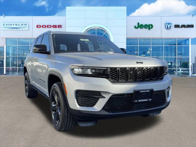 2025 Jeep Grand Cherokee GRAND CHEROKEE ALTITUDE 4X2