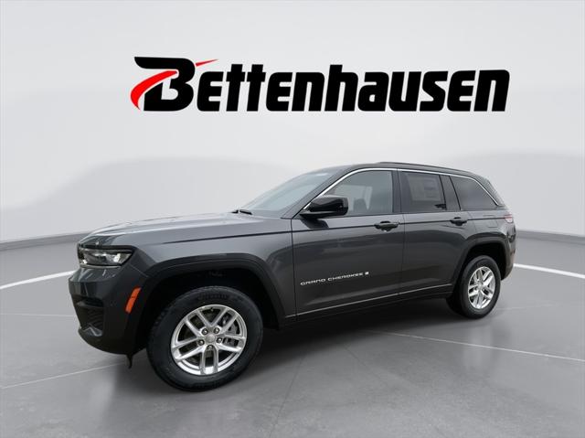 2025 Jeep Grand Cherokee GRAND CHEROKEE LAREDO X 4X4