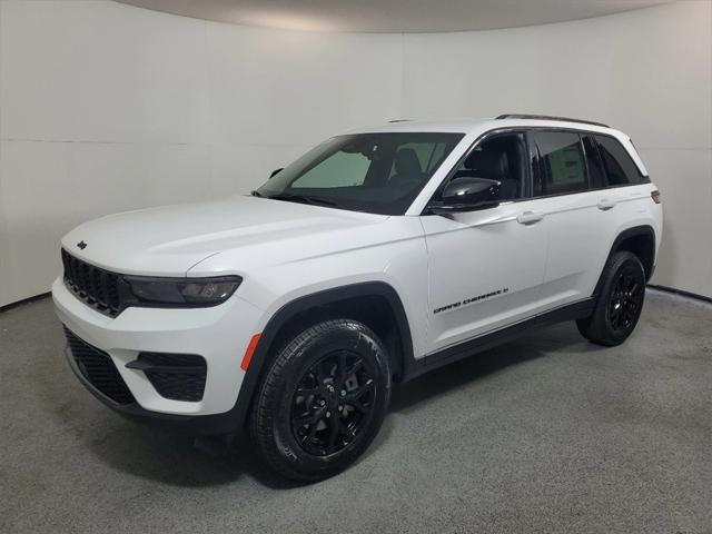 2025 Jeep Grand Cherokee GRAND CHEROKEE ALTITUDE 4X4