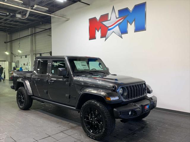 2025 Jeep Gladiator GLADIATOR NIGHTHAWK 4X4