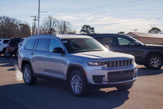 2025 Jeep Grand Cherokee GRAND CHEROKEE L LAREDO X 4X4