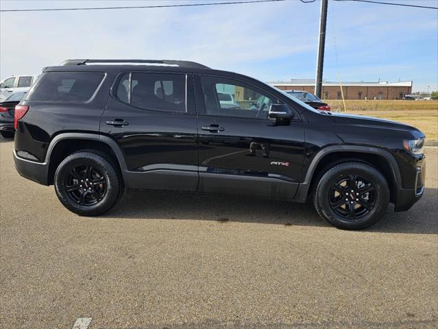 2022 GMC Acadia AWD AT4