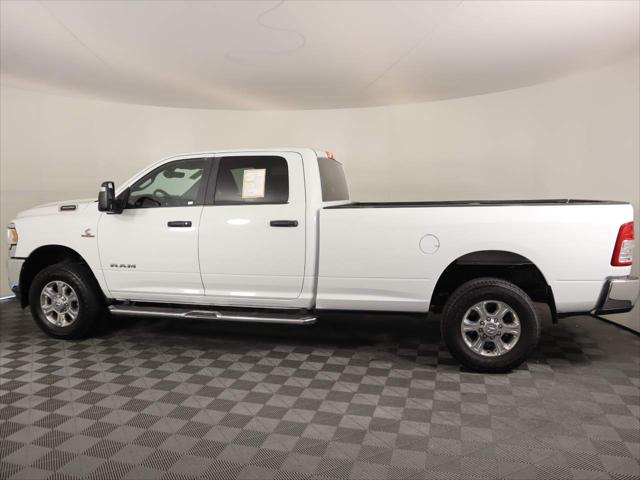 2023 RAM 3500 Big Horn Crew Cab 4x4 8 Box