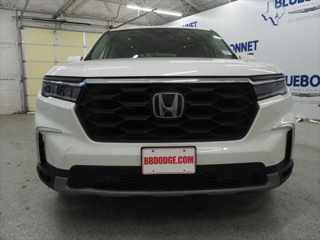 2023 Honda Pilot AWD EX-L 8 Passenger