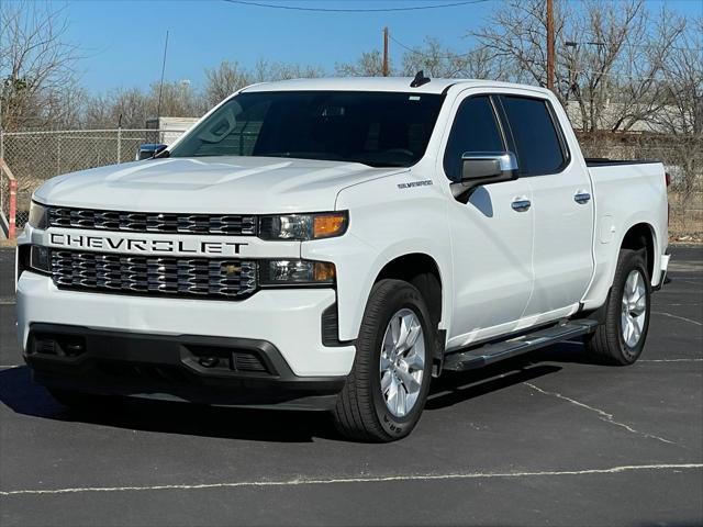 2020 Chevrolet Silverado 1500 2WD Crew Cab Short Bed Custom