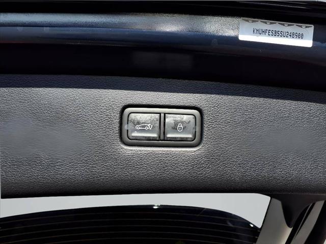2025 Genesis GV80 2.5T Standard AWD